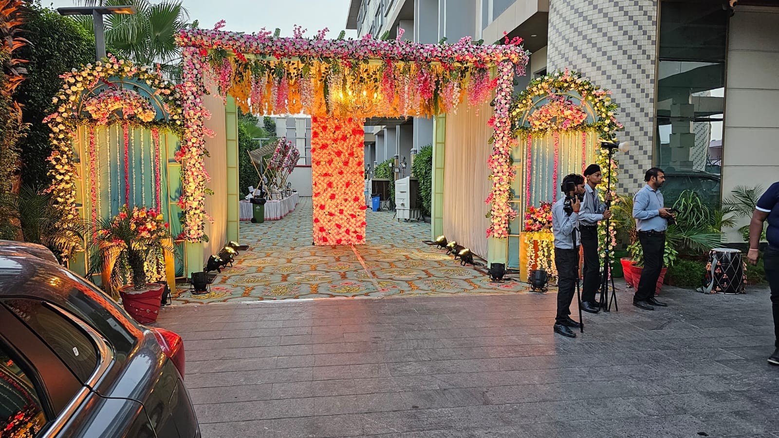 Gallery Photo 34